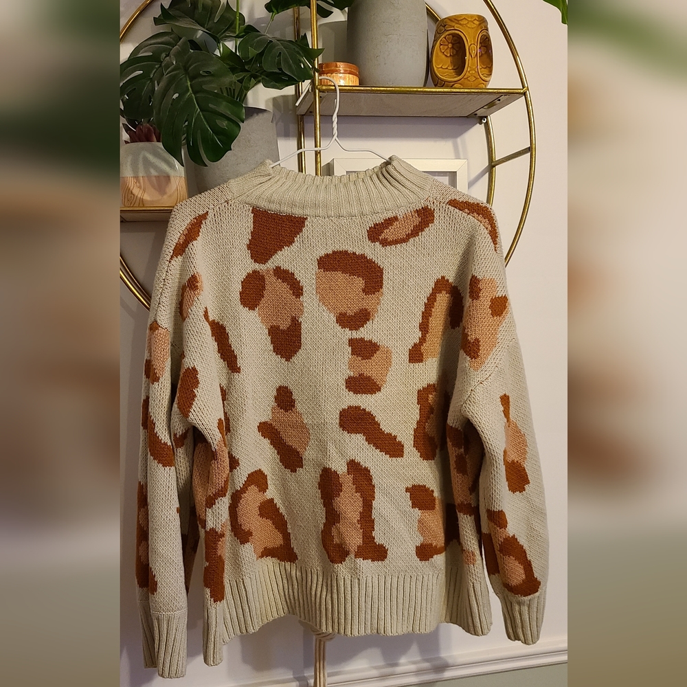 Printed sweater